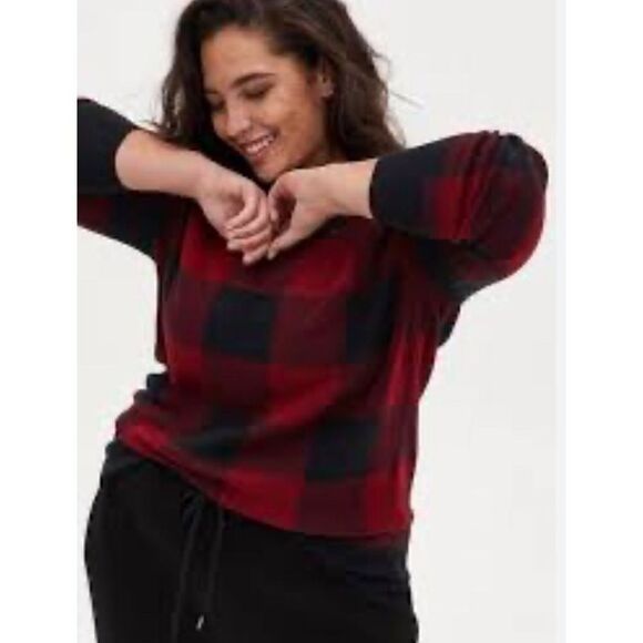 Torrid Women's Red Plaid Long Sleeve Pullover Sweatshirt Size Medium/Large NWT - Picture 1 of 12